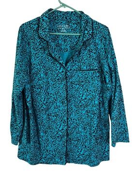 3/$20 Cacique Blue and Black Animal Print Long Sleeve Button Down Sleep Shirt
